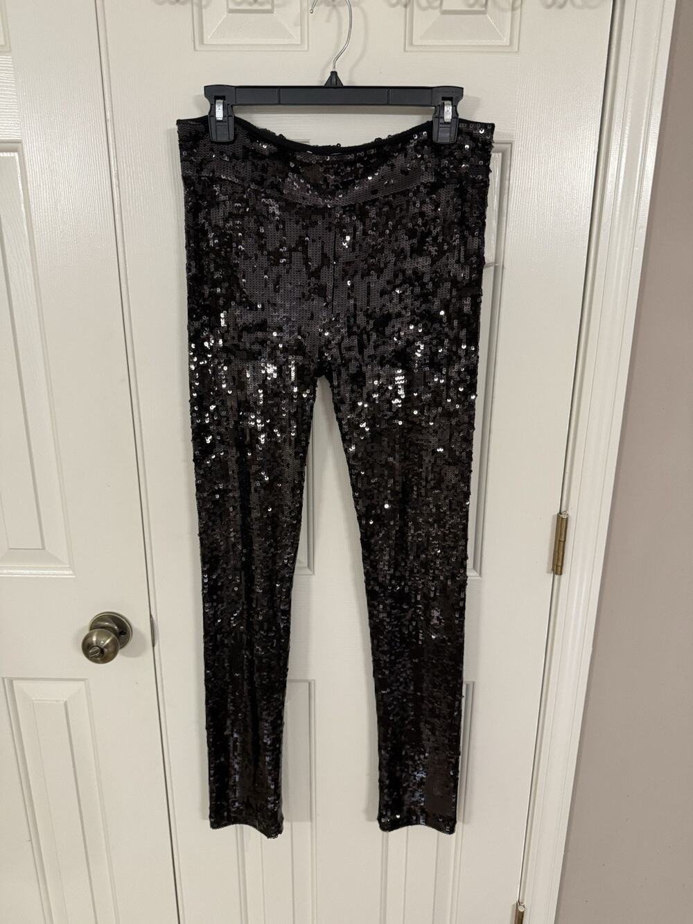 Alice + Olivia Scoop Collab Black Sequin Leggings L New